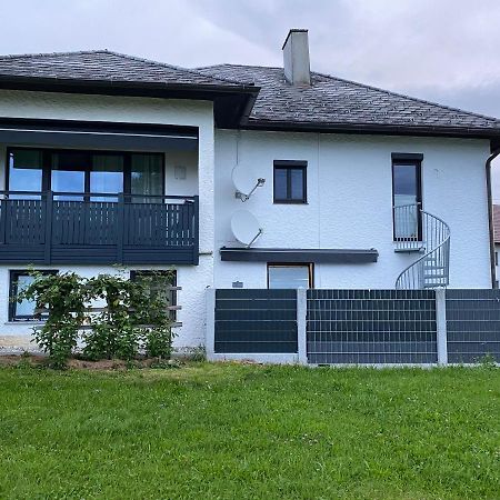 Wohnhaus City Sued Herzogsdorf Buitenkant foto